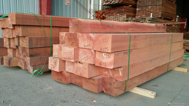 烤漆门价格之谜：揭秘包工包料背后的秘密**